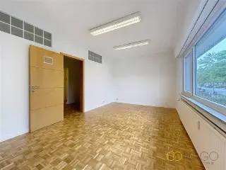 Kantoor te huur Schaarbeek (VBC74845)