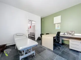 Office space for rent Saint-Nicolas (VBC75059)