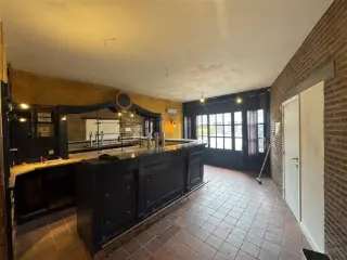 Immeuble de rapport à vendre Péruwelz (VBC82154)