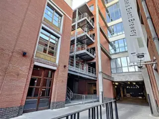 Surface industrielle à louer Molenbeek-Saint-Jean (VBC91927)