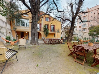 Ground floor to share Marseille (VBC91965)