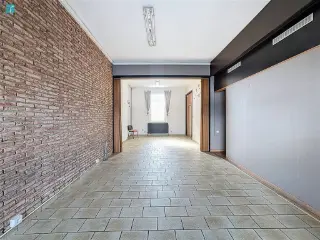 Surface commerciale à louer Ransart (VBC95206)