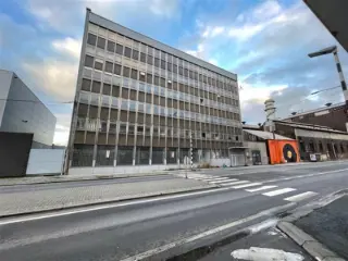 Handelspand te huur Marchienne-au-Pont (VBC97773)