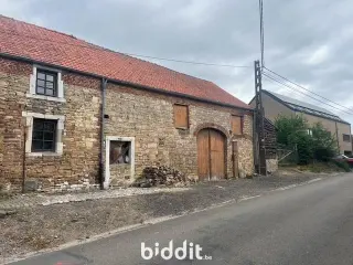 Onbepaald pand in openbare verkoop Courrière (VBC97889)