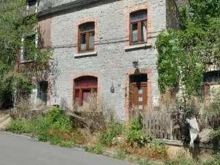 Huis in openbare verkoop Bouvignes-sur-Meuse (VBD01770)