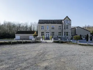 Mixed building for sale Monstreux (VBD04754)