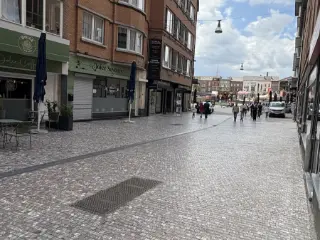 Surface commerciale à louer Charleroi (VBD05246)