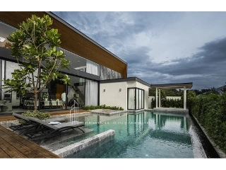 Villa for sale Bang Tao Beach (VBD05330)