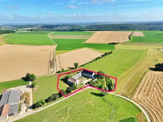 Boerderij - Hoeve te koop Acoz (VBD05370)