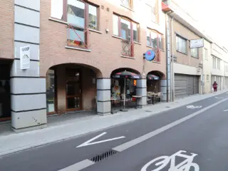 Surface commerciale à vendre Melle (VBD06920)