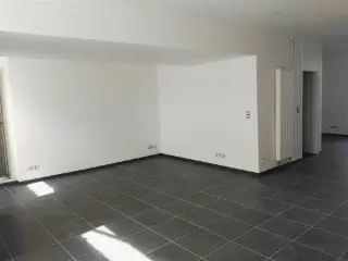 Kantoor te huur Saint-Mard (VBD07889)