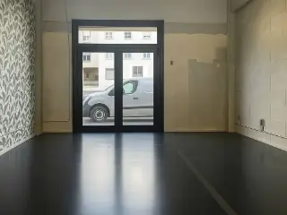 Commercial building for rent Enghien (VBD08637)