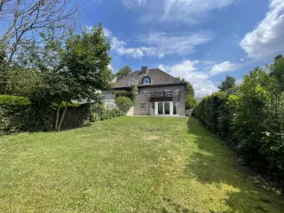 Villa te huur Wezembeek-Oppem (VBD09435)