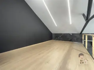 Handelspand te huur Marcinelle (VBD09977)