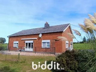 Huis in openbare verkoop Seloignes (VBD13203)