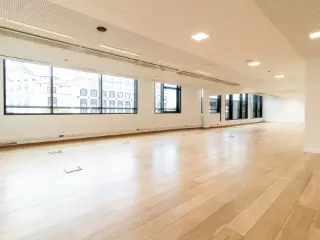 Bureaux à louer Bruxelles (VBD13384)