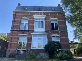 Herenhuis te koop Couillet (VBD20139)