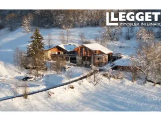 Residence for sale Bourg-Saint-Maurice (VBD21275)