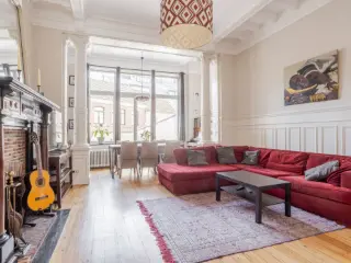 Herenhuis te koop Brussel (VBD21740)