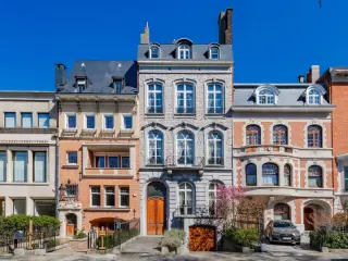 Herenhuis te koop Elsene (VBD24313)