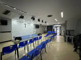 Surface commerciale à louer Gilly (VBD24376)