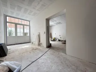 Surface commerciale à louer Saint-Gilles (VBD25372)