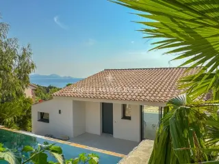 Huis te koop Roquebrune-sur-Argens (VBD25548)