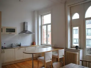 Mixed building for rent Sint-Pieters-Woluwe (VBD26028)