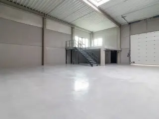 Surface industrielle à louer Nivelles (VBD27012)