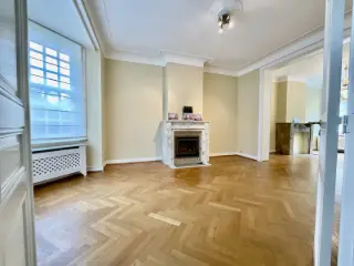 Herenhuis te koop Laken (VBD29375)