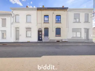 Residence in public sale Monceau-sur-Sambre (VBD29522)