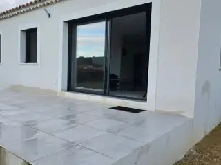 Residence for rent Piolenc (VBD31512)