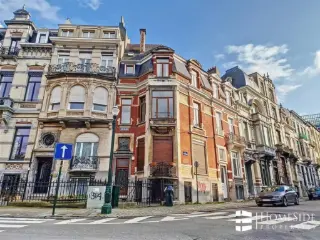 Herenhuis te koop Brussel (VBD32876)