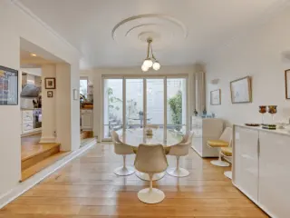 Herenhuis te koop Brussel (VBD33652)