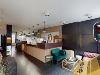 Commercial building for rent Huy (VBD34436)