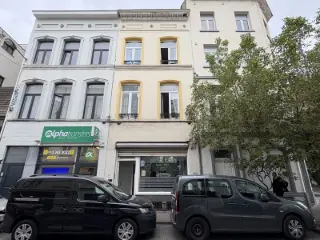 Opbrengsteigendom te koop Sint-Gillis (VBD35665)