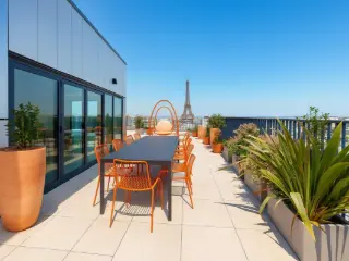 Ground floor to share Paris (VBD36042)