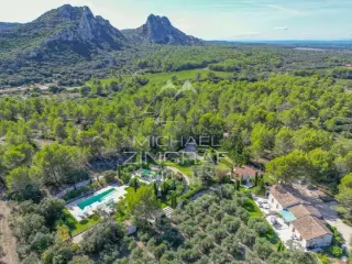 Residence for sale Eygalières (VBD36067)