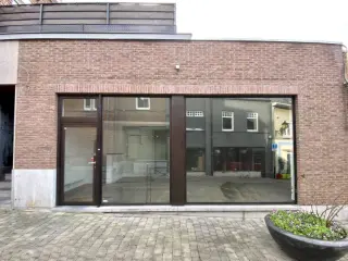 Handelspand te huur Nijvel (VBD37608)