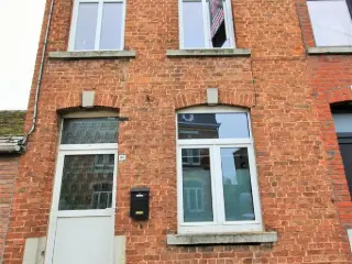 Maison à louer Nismes (VBD38163)