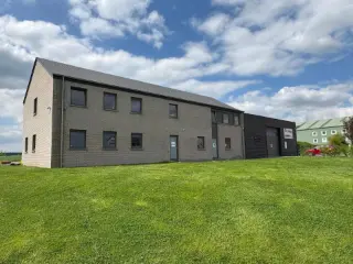 Commercial building for rent Sohier (VBD40257)