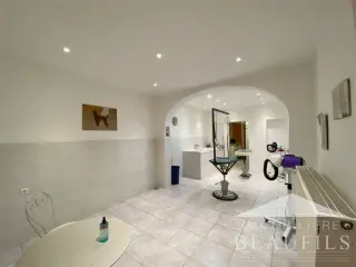 Handelspand te huur Nijvel (VBD40666)