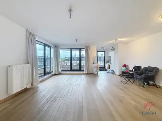 Penthouse à louer Woluwe-Saint-Lambert (VBD41536)
