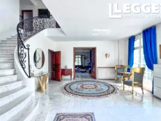 Residence for sale Le Vésinet (VBD41540)