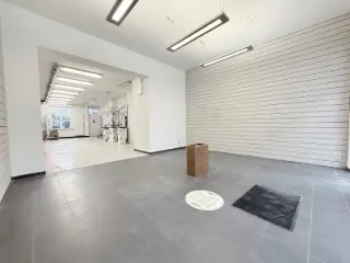 Commercial building for rent Genappe (VBD41621)