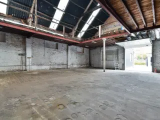 Surface industrielle à louer Laeken (VBD43801)