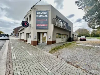 Commercial building for rent Châtelet (VBD43958)