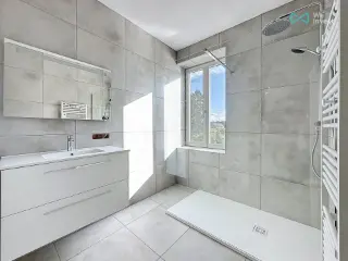 Residence for rent Herchies (VBD44547)