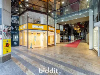 Huis gemengd gebruik in openbare verkoop Elsene (VBD44968)