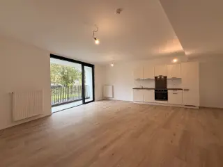 Ground floor for rent Jambes (VBD45595)